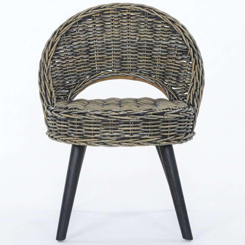 Fauteuil Kubu en rotin tressé noir, pieds bois