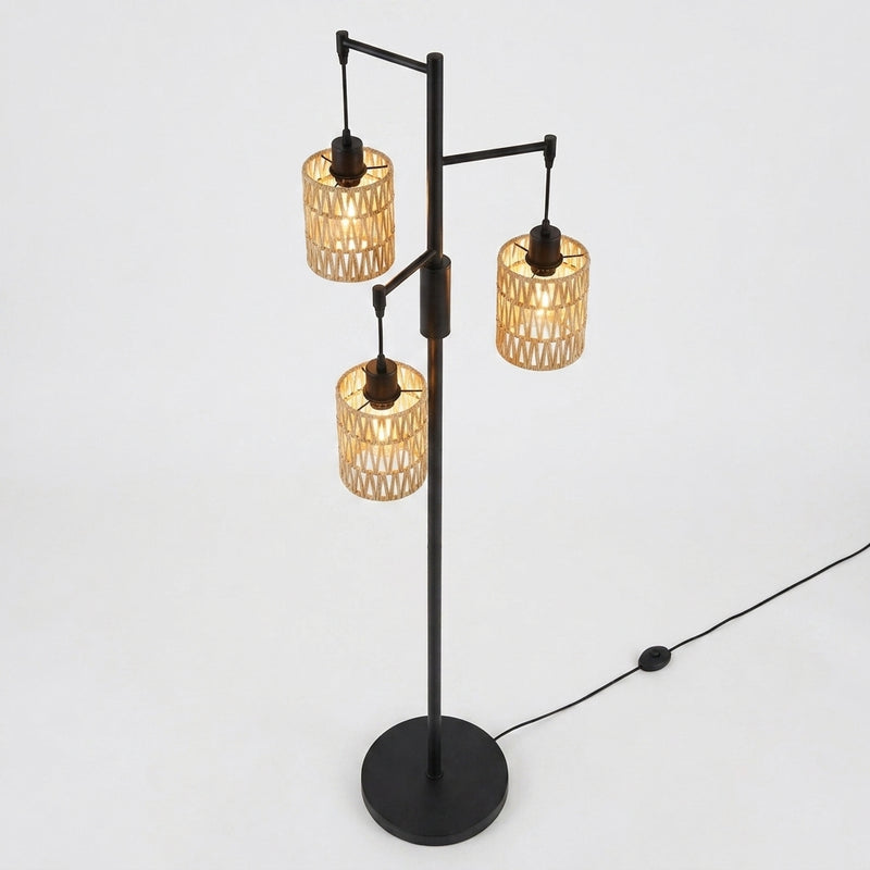 Lampadaire Trio en rotin tressé