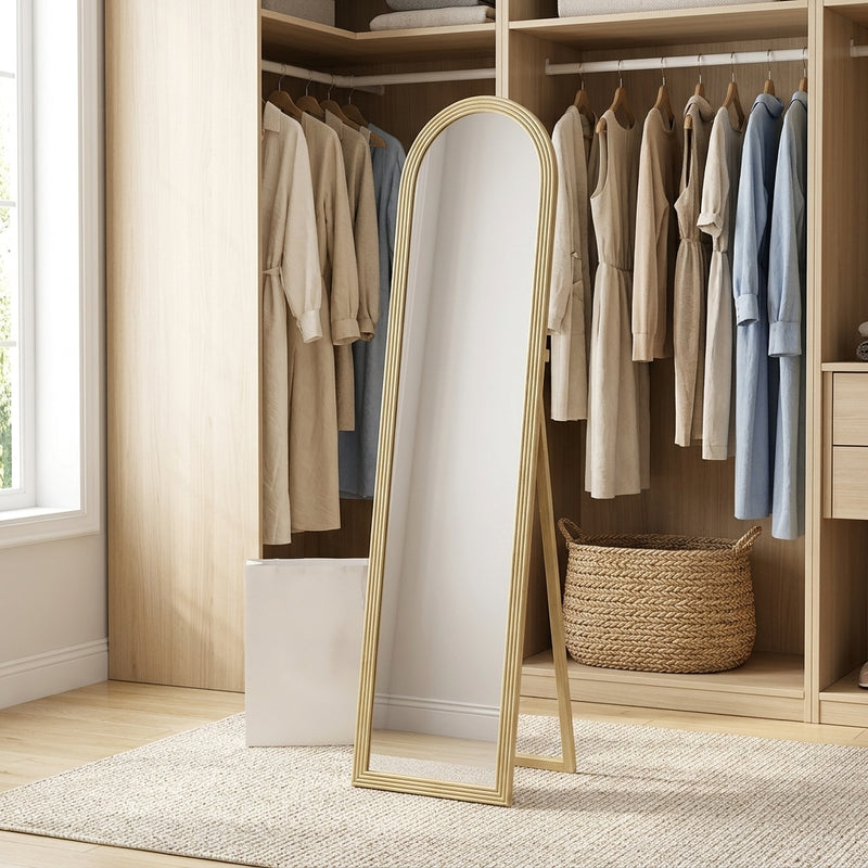 Miroir arche sur pied en rotin naturel