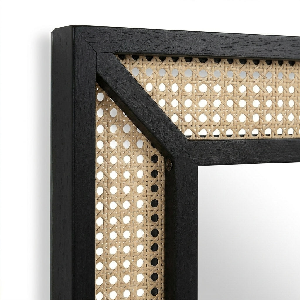 Miroir rectangulaire noir en rotin naturel