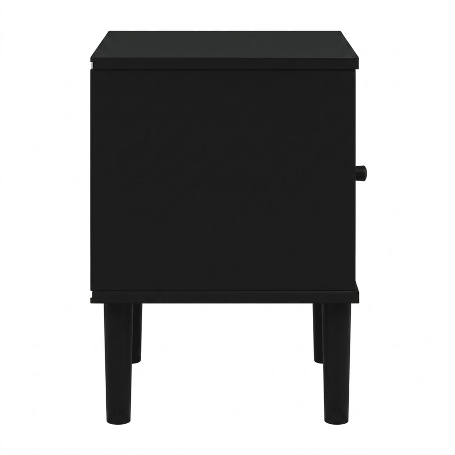 Table de chevet noire SENJA en pin massif et rotin naturel