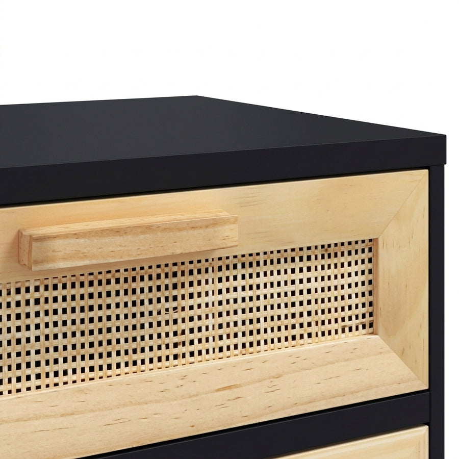Table de chevet noire en pin massif et rotin naturel
